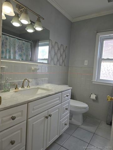 856 Shagbark Drive, Orange, CT 06477