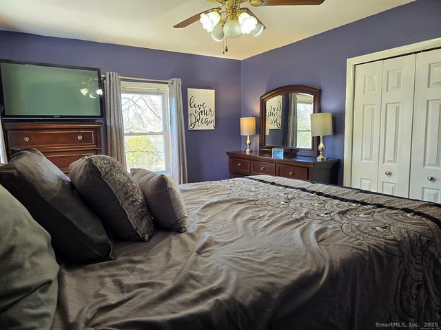 856 Shagbark Drive, Orange, CT 06477