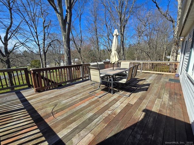 856 Shagbark Drive, Orange, CT 06477