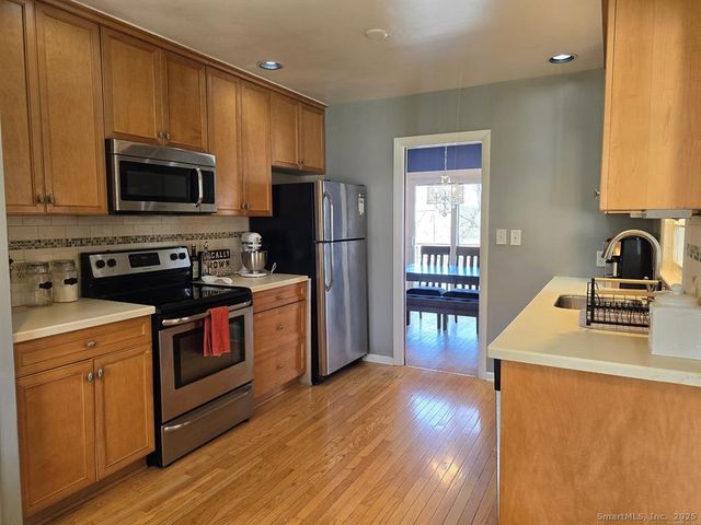 856 Shagbark Drive, Orange, CT 06477