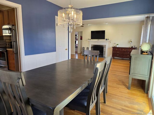 856 Shagbark Drive, Orange, CT 06477