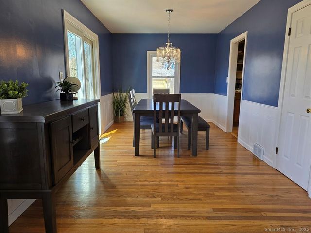 856 Shagbark Drive, Orange, CT 06477