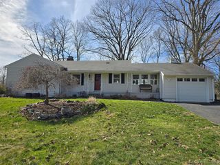 856 Shagbark Drive, Orange, CT 06477
