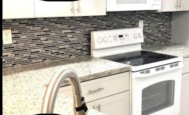 2901 N Nob Hill Rd 107, Sunrise, FL 33322