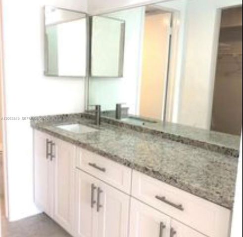 2901 N Nob Hill Rd 107, Sunrise, FL 33322