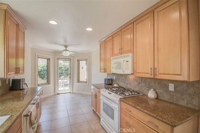 27651 Paseo La Ronda 11, San Juan Capistrano, CA 92675