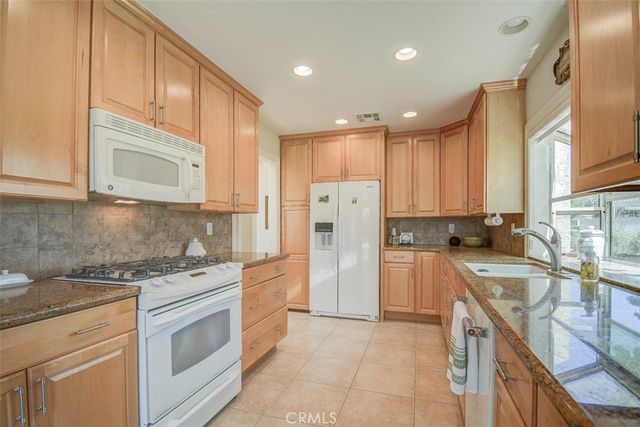 27651 Paseo La Ronda 11, San Juan Capistrano, CA 92675