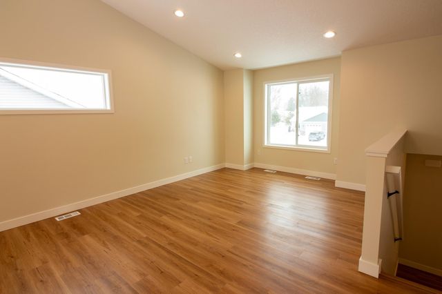 1105 2nd Street SE, Faribault, MN 55021