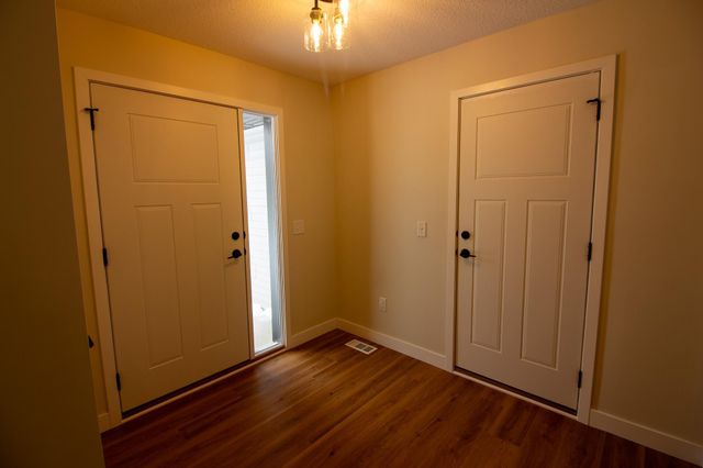 1105 2nd Street SE, Faribault, MN 55021