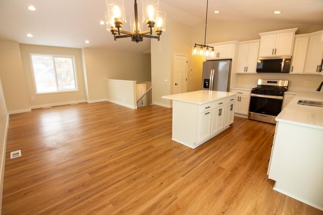 1105 2nd Street SE, Faribault, MN 55021