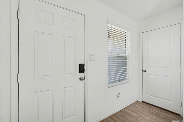 14076 wool, San Antonio, TX 78252