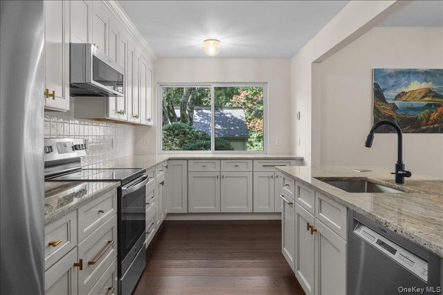 156 Heritage Hills A, Somers, NY 10589