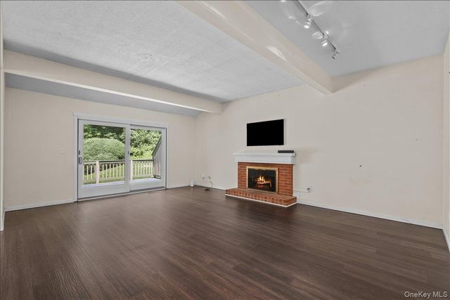 156 Heritage Hills A, Somers, NY 10589