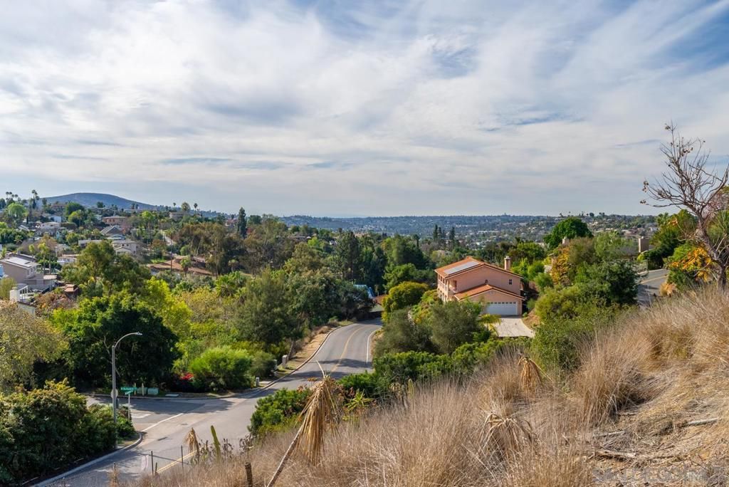 Image 10 of property listing at 0 Grandview, La Mesa, CA 91941