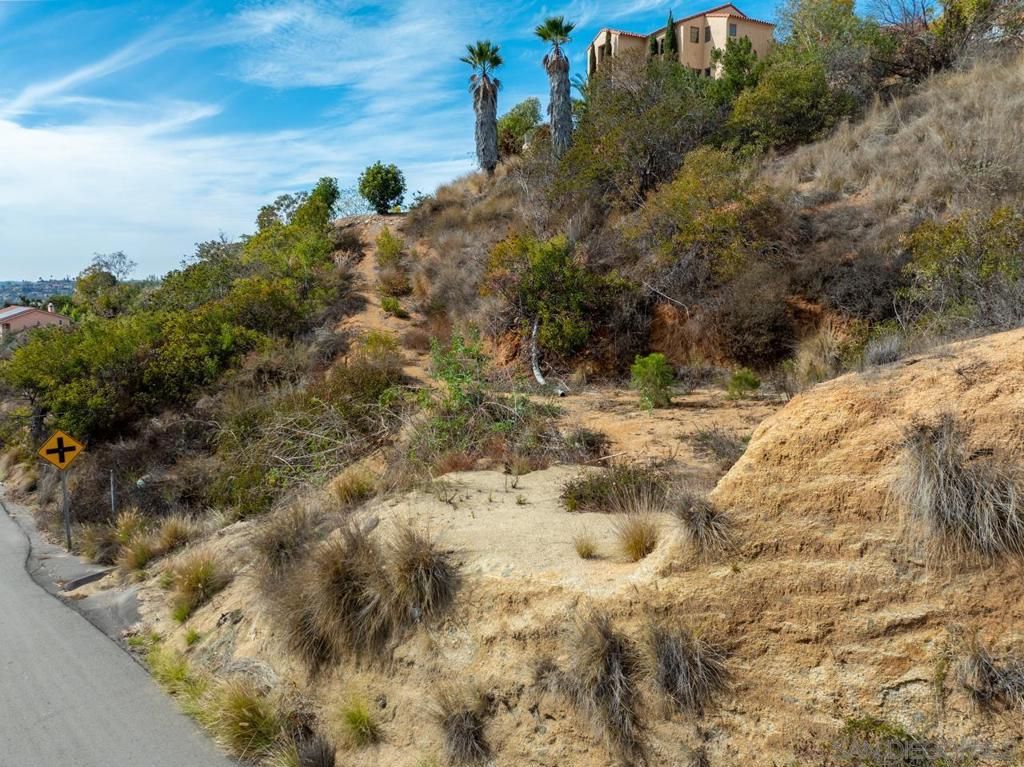 Image 20 of property listing at 0 Grandview, La Mesa, CA 91941