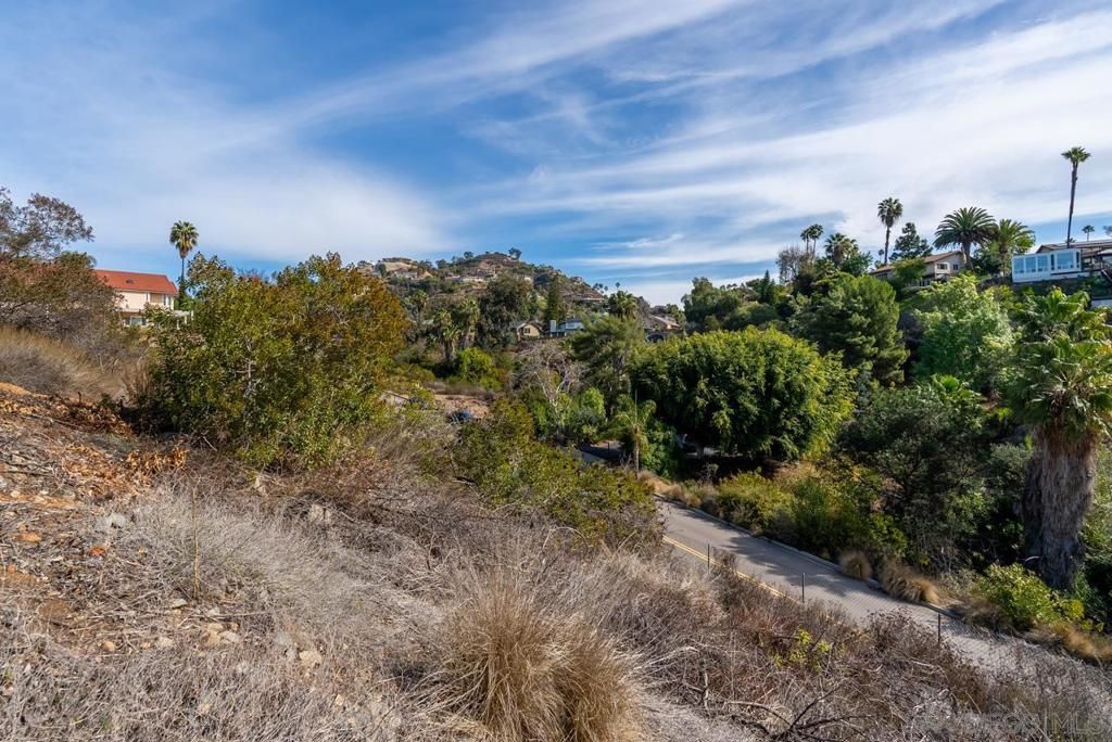 Image 6 of property listing at 0 Grandview, La Mesa, CA 91941