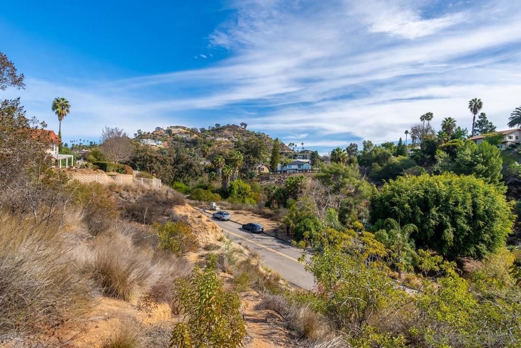 Image 8 of property listing at 0 Grandview, La Mesa, CA 91941