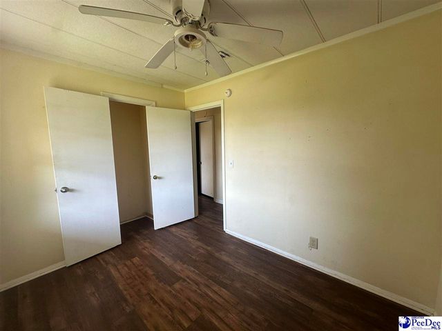 1915 Converse Dr, Florence, SC 29501