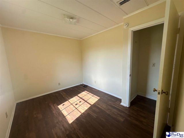 1915 Converse Dr, Florence, SC 29501