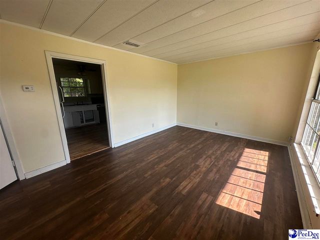 1915 Converse Dr, Florence, SC 29501