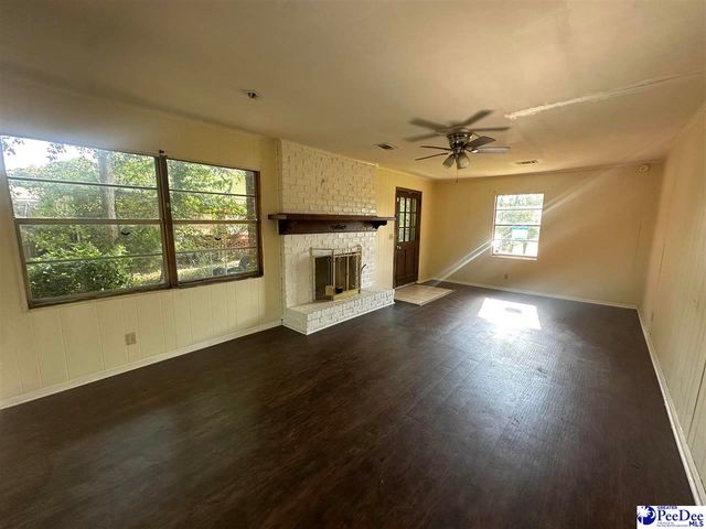 1915 Converse Dr, Florence, SC 29501