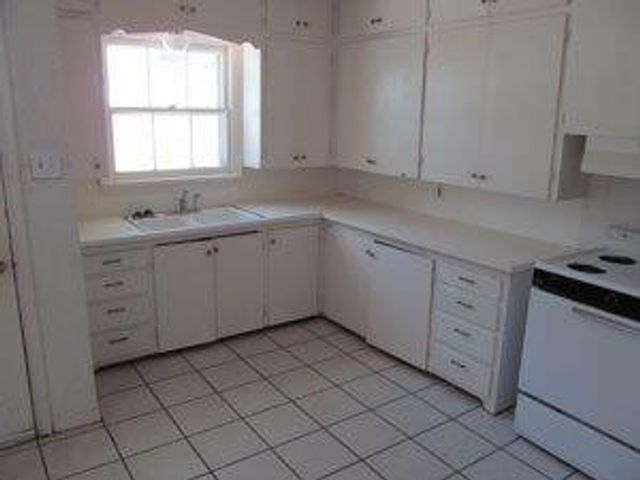 3516 27th Street, Lubbock, TX 79410