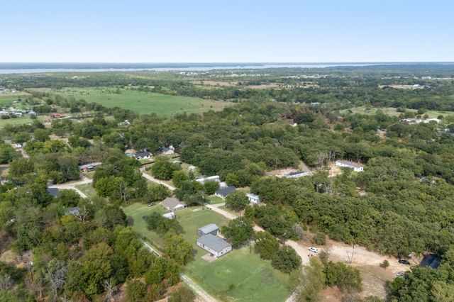 9330 Lynda Lane, Hawk Cove, TX 75474