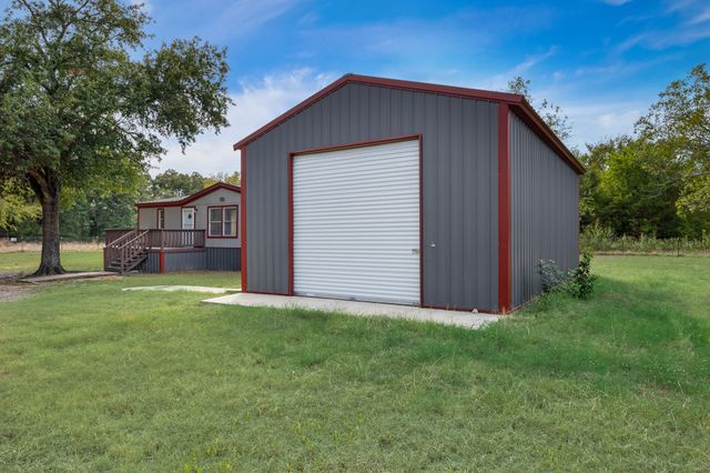 9330 Lynda Lane, Hawk Cove, TX 75474