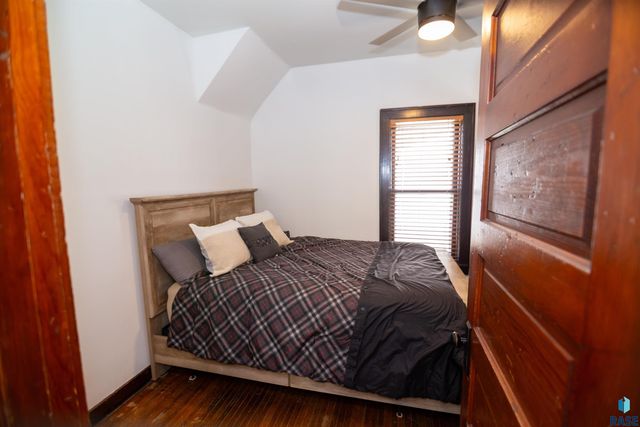 1915 N Wayland Ave Ave Avenue, Sioux Falls, SD 57103