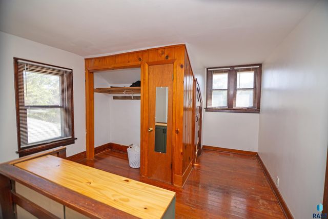 1915 N Wayland Ave Ave Avenue, Sioux Falls, SD 57103