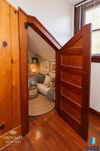 1915 N Wayland Ave Ave Avenue, Sioux Falls, SD 57103
