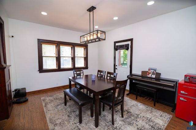 1915 N Wayland Ave Ave Avenue, Sioux Falls, SD 57103