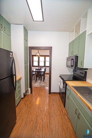 1915 N Wayland Ave Ave Avenue, Sioux Falls, SD 57103
