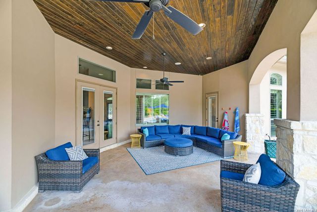 19515 WINDSWEPT CV, Garden Ridge, TX 78266