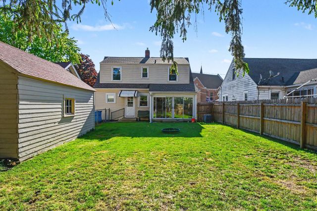 1801 Martindale Avenue SW, Wyoming, MI 49509