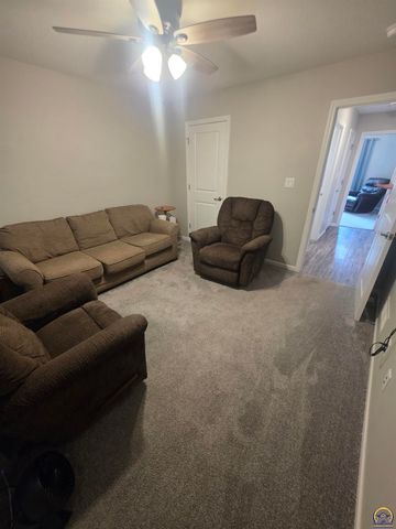 3334 SE 23rd ST, Topeka, KS 66605