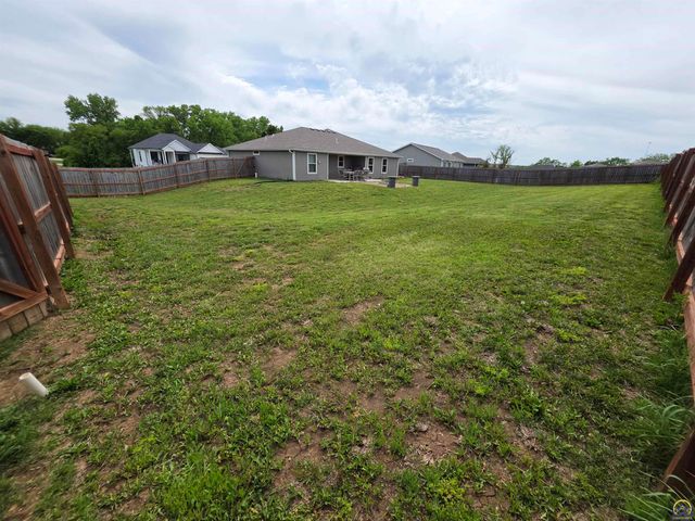 3334 SE 23rd ST, Topeka, KS 66605