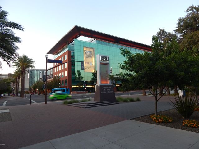 2020 S GRANADA Drive 4, Tempe, AZ 85282