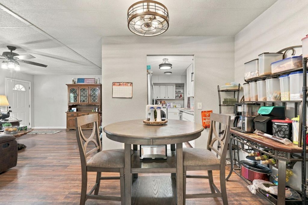 Image 26 of property listing at 38152 Ruth Hill Road, Yokuts Valley, CA 93675