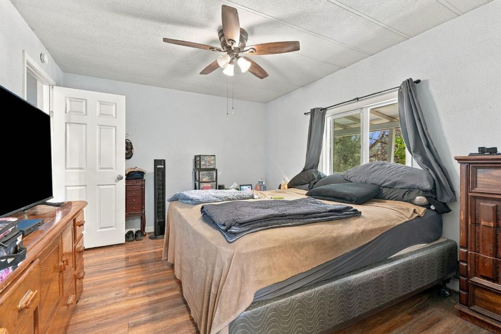 Image 38 of property listing at 38152 Ruth Hill Road, Yokuts Valley, CA 93675