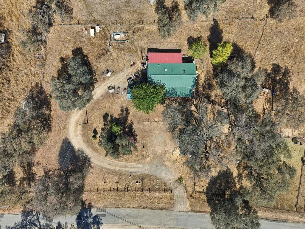 Image 48 of property listing at 38152 Ruth Hill Road, Yokuts Valley, CA 93675