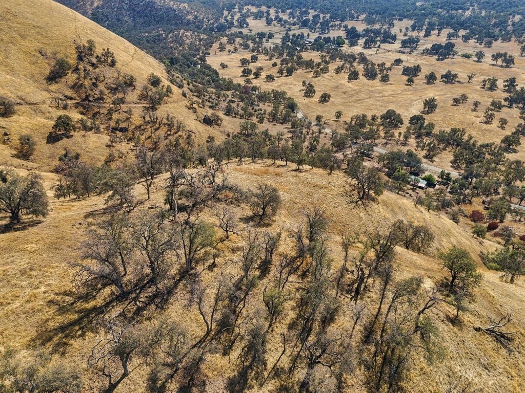 Image 50 of property listing at 38152 Ruth Hill Road, Yokuts Valley, CA 93675