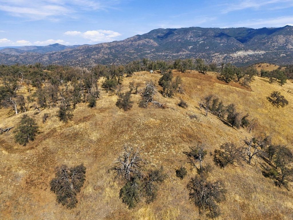 Image 52 of property listing at 38152 Ruth Hill Road, Yokuts Valley, CA 93675
