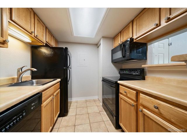 10293 E Peakview Ave F202, Englewood, CO 80111