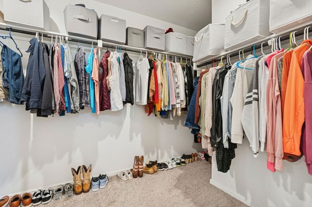 421 Houndstooth Drive, Fort Worth, TX 76131