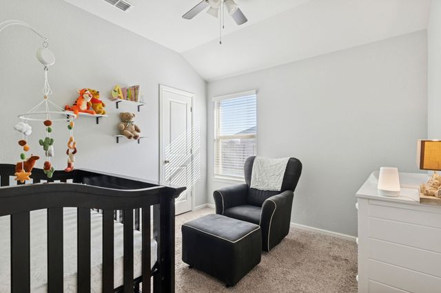 421 Houndstooth Drive, Fort Worth, TX 76131