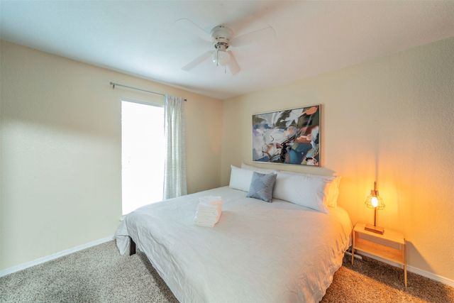 421 Oxford Street, Burleson, TX 76028