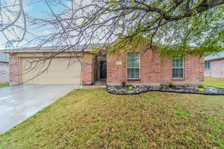 421 Oxford Street, Burleson, TX 76028