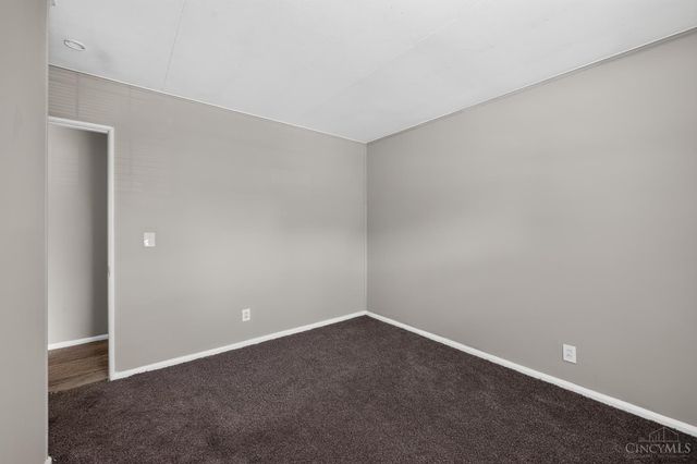 1910 Ashbrook Drive, Cincinnati, OH 45238