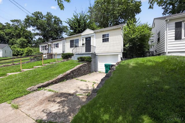 1910 Ashbrook Drive, Cincinnati, OH 45238